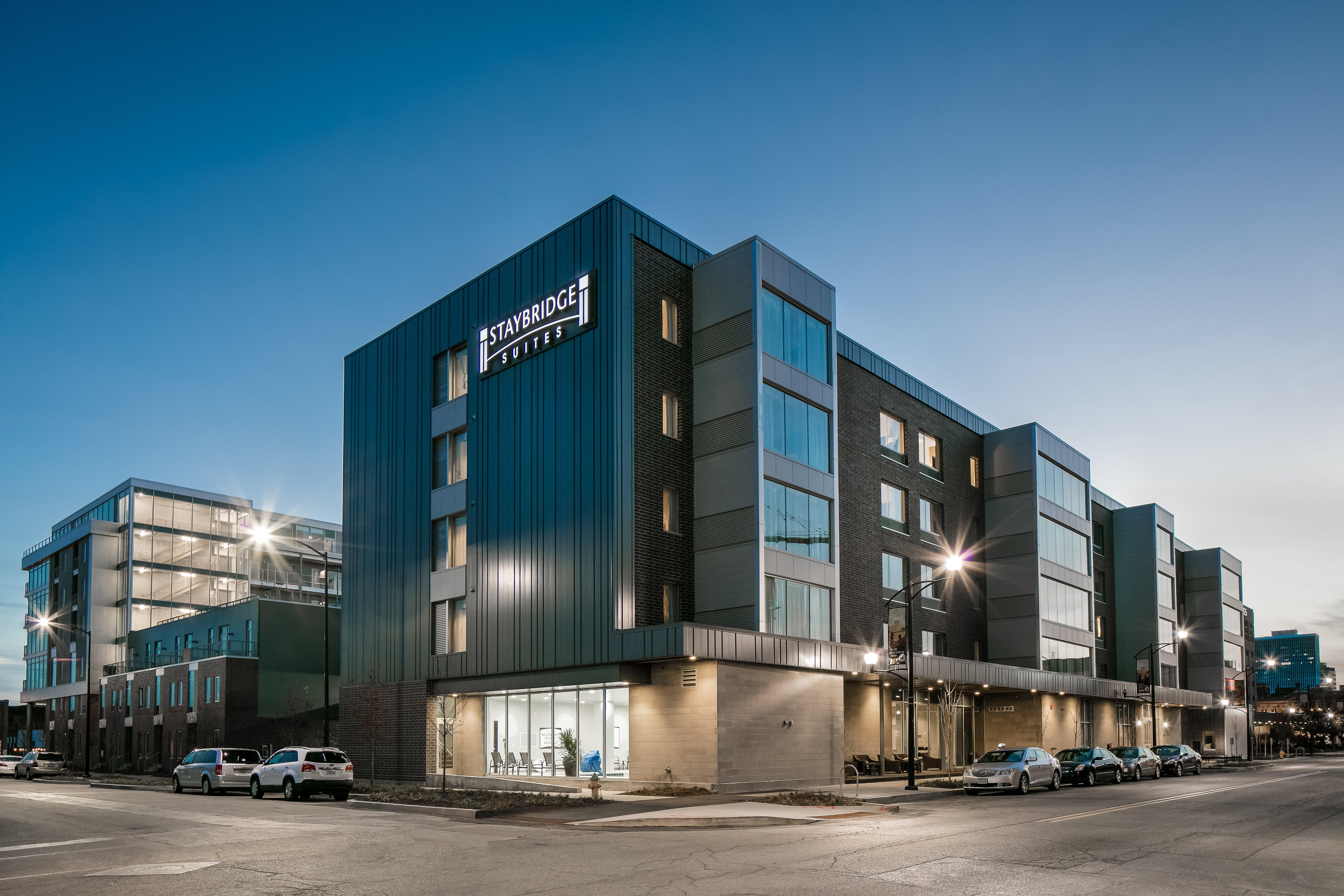 Staybridge Suites Des Moines Downtown, An Ihg Hotel Exterior photo